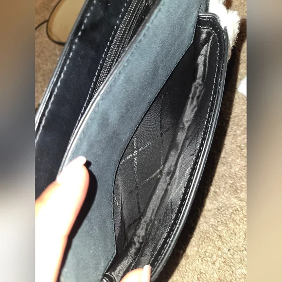 NWT Michael Kors Bradshaw Suede & Faux Shearling Messenger Bag - Picture 10 of 14